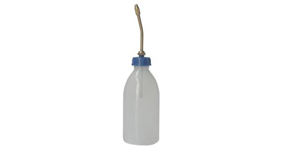 Plastic oiler round container made of polyethylene with brass spray tube 250 ml